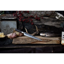 Carica l'immagine nel visualizzatore di Gallery, Coltello Satake Kuro Sujihiki 23 cm