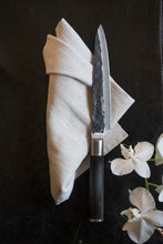 Carica l'immagine nel visualizzatore di Gallery, Coltello Satake Kuro Petty 15 cm