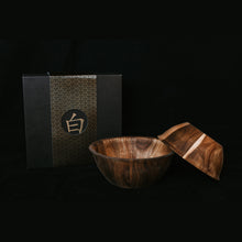 Carica l'immagine nel visualizzatore di Gallery, Set ciotole Satake Shiro in acacia con confezione regalo