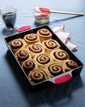 Carica l'immagine nel visualizzatore di Gallery, Casseruola LODGE 22,86 x 33,02 cm ghisa made in the USA
